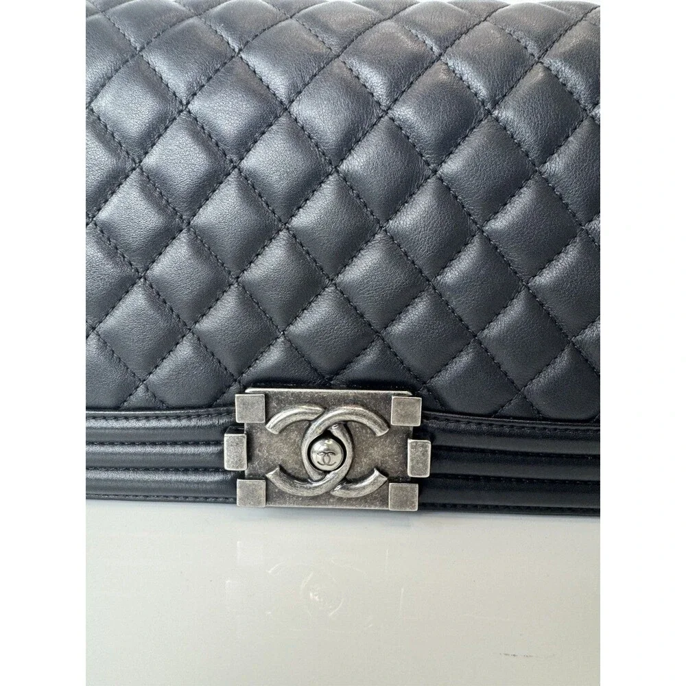 CHANEL authentic medium